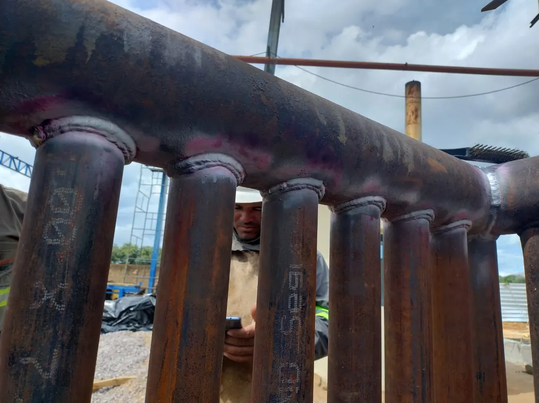 Foto de solda industrial em obra 11